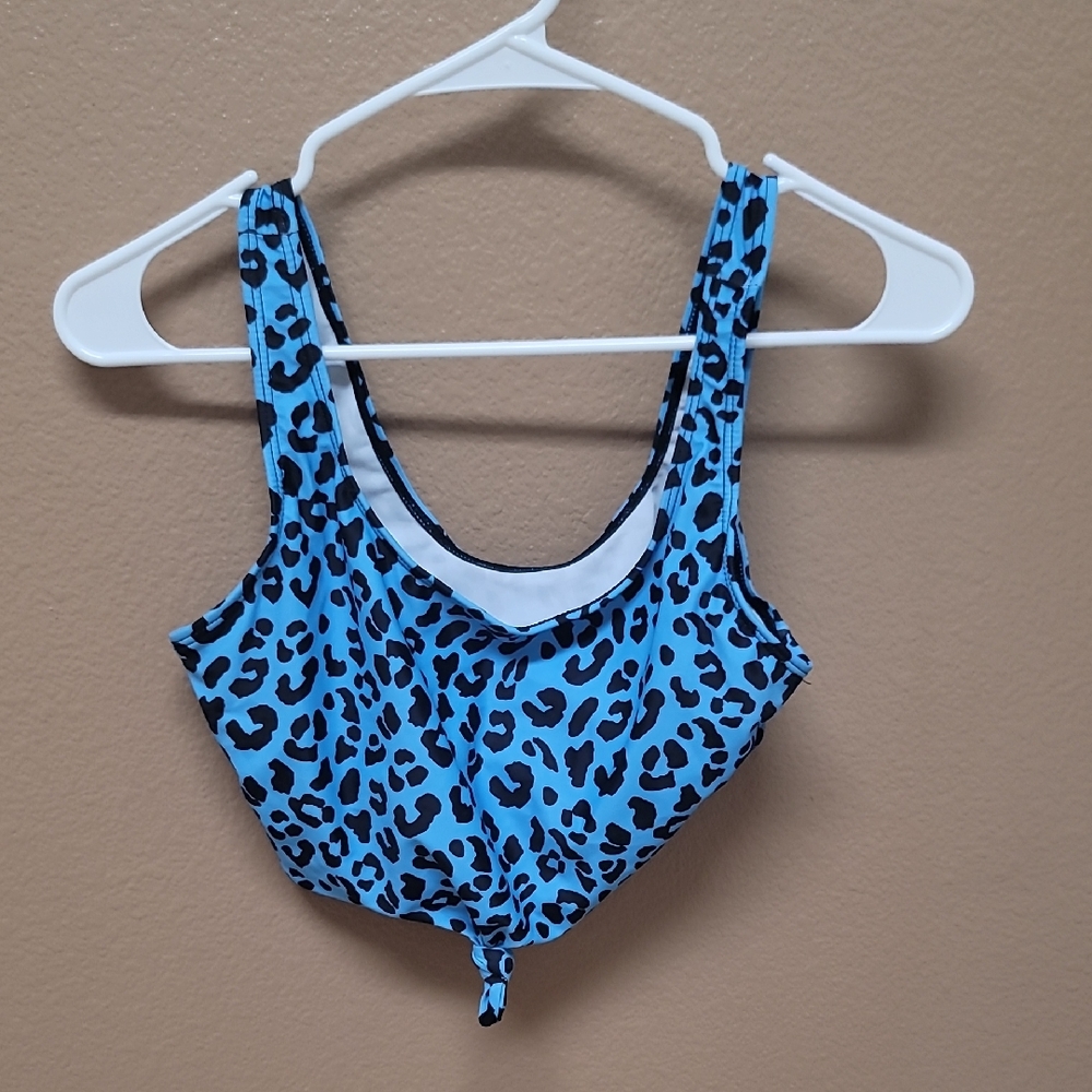 SHEIN Blue Leopard Print Bikini Top 💙🖤
